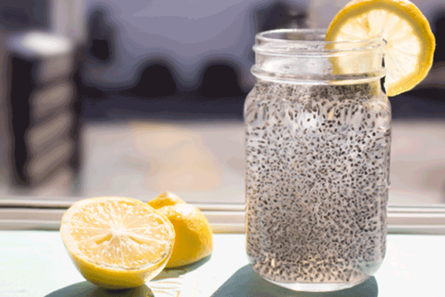 Uống nước chanh pha thứ này sau bữa sáng: Cơ thể sẽ chống ung thư tốt lại giải độc nội tạng