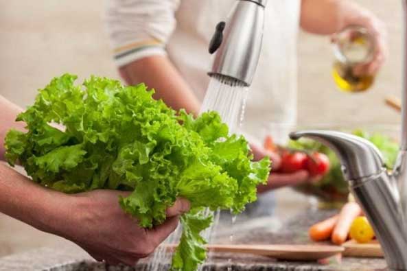 Thói quen chế biến khiến rau xanh giảm nửa dinh dưỡng, kém ngon