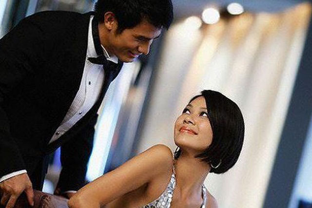 Vợ trẻ ê chề trả giá khi trai bao tìm đến tận nhà... 'khẳng định chủ quyền'