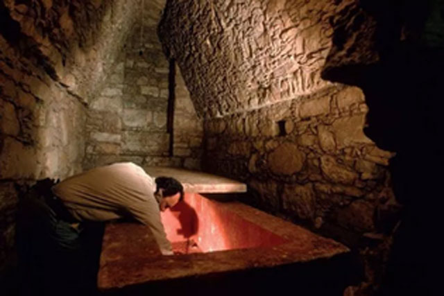 Sốc: "Lời nguyền" có thật khiến tất cả người Maya trúng độc