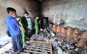 Bắt khẩn cấp nghi phạm phóng hoả đốt nhà khiến 2 mẹ con chết thương tâm