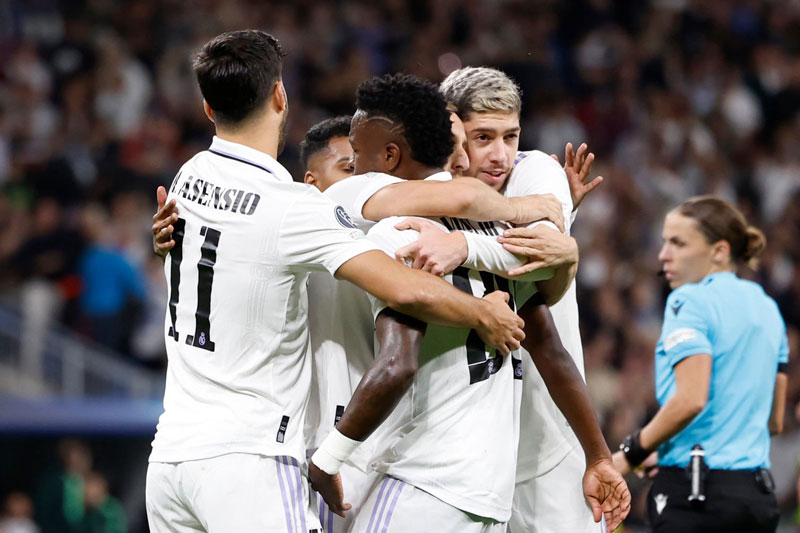 Dội cơn mưa bàn thắng vào lưới Celtic, Real vào vòng 1/8 với ngôi nhất bảng