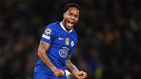 Sterling nhận mưa lời khen sau trận thắng của Chelsea