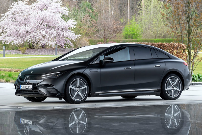 Xe điện Mercedes-Benz EQE chốt giá từ 74.900 USD