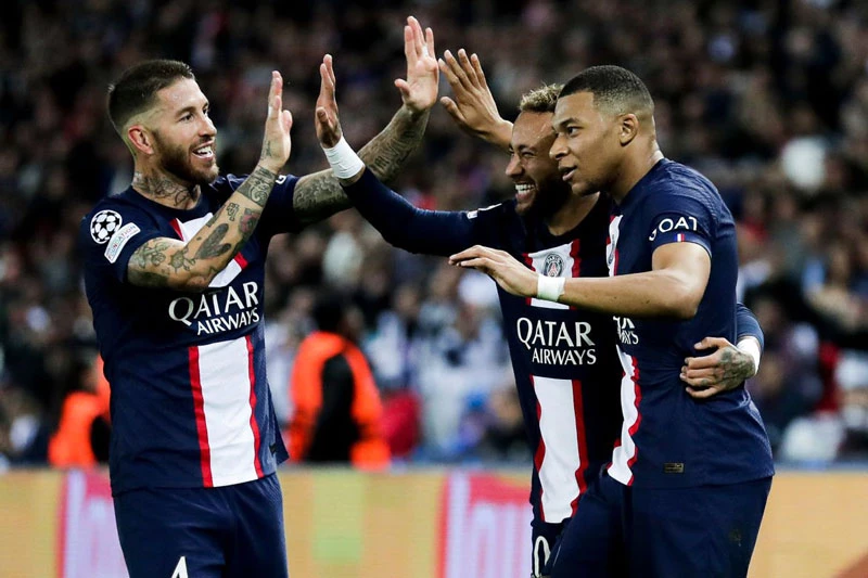 PSG thắng sát nút trước Juve