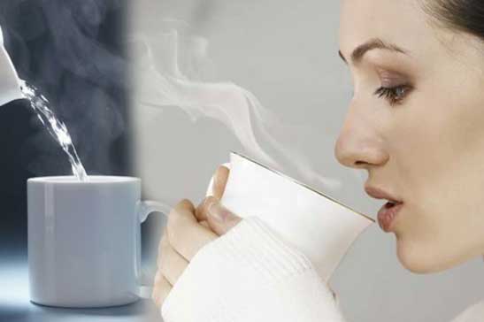 Một cốc nước nóng chữa 6 bệnh thường gặp, đơn giản mà ít người để ý