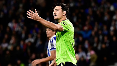 MXH bùng nổ khi Maguire đá cặp tiền đạo với Ronaldo