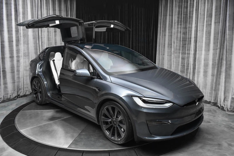 6. Tesla Model S/X Plaid (công suất tối đa: 1.020 mã lực).