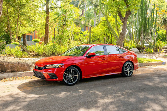 Top 10 xe hơi đáng tin cậy nhất thế giới trong thập kỷ qua: Honda Civic đứng thứ 2