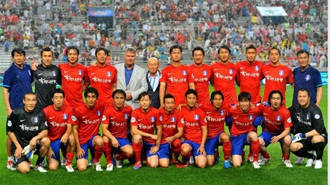 Ông Park trong đội tuyển Hàn Quốc năm 2002