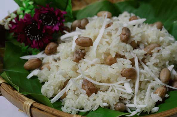 Ăn xôi buổi sáng vừa ấm bụng vừa no lâu nhưng có 5 nhóm người nên tránh xa