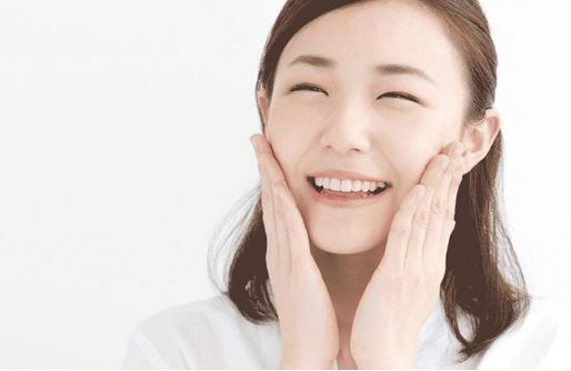 4 thói quen khiến bạn không bị mụn mọc ngày đèn đỏ