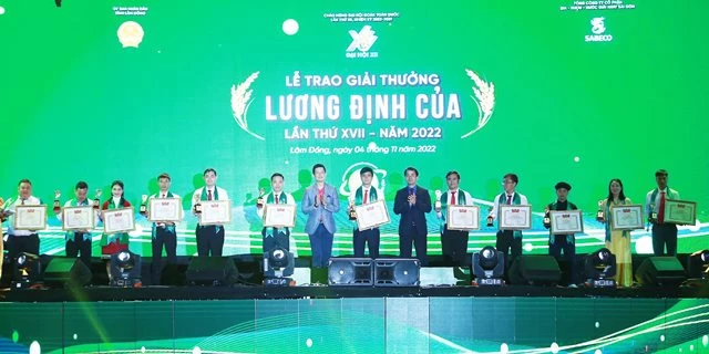 32 ‘Nhà nông trẻ’ xuất sắc được nhận Giải thưởng Lương Định Của năm 2022 