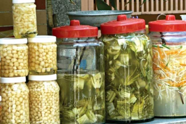 Việt Nam cứ 100 người có 35 người mắc bệnh xương khớp, nguyên nhân do những thực phẩm "quen mặt" này