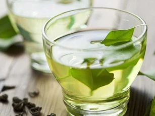 Chỉ cần làm 1 bước, da sạm đen, cháy nắng trở nên láng mịn, trắng sáng trở lại