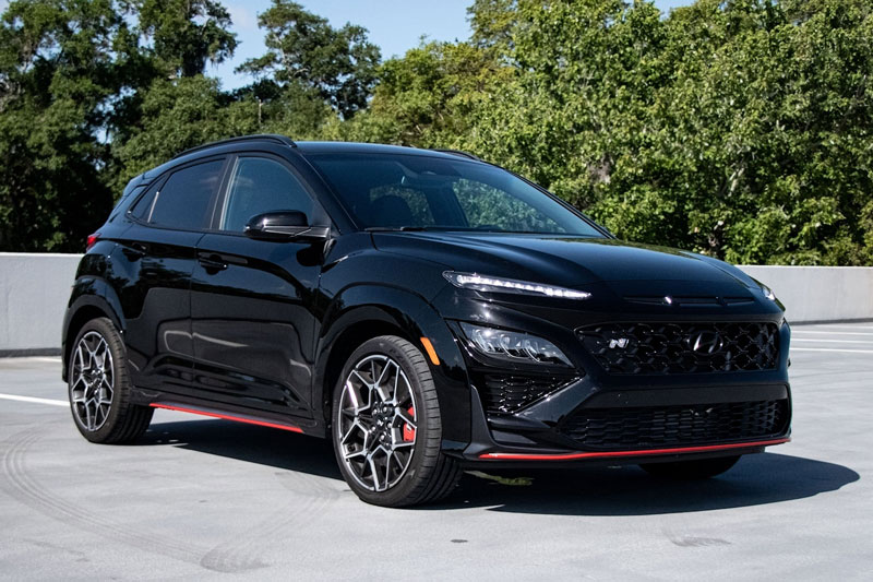 Top 10 xe hơi cỡ nhỏ đáng mua nhất năm 2022: Hyundai Kona N đầu bảng