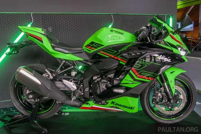 Chi tiết Kawasaki ZX-25R 2022 vừa ra mắt 