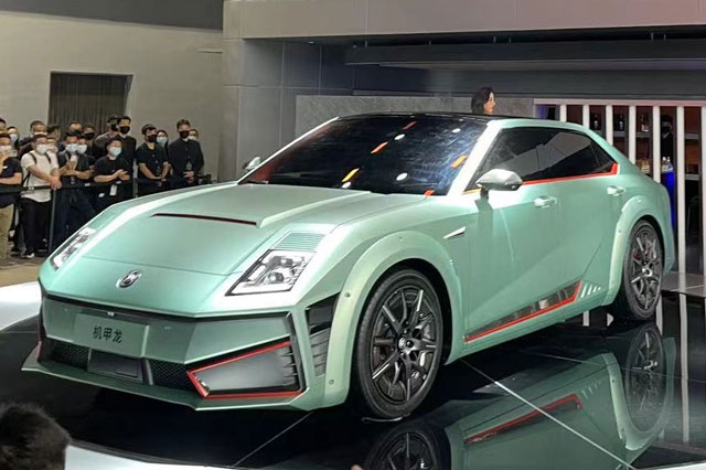 Saloon Mecha Dragon - Xe điện Trung Quốc sắp cập bến Việt Nam?