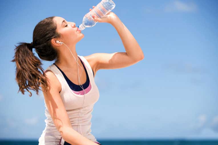 Uống nước xong thấy có dấu hiệu này, hãy cảnh giác ung thư "gõ cửa"