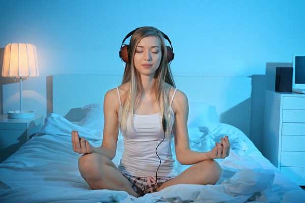 8 hành động đơn giản trước khi ngủ vừa chống lão hóa vừa giúp cơ thể khoẻ mạnh dẻo dai