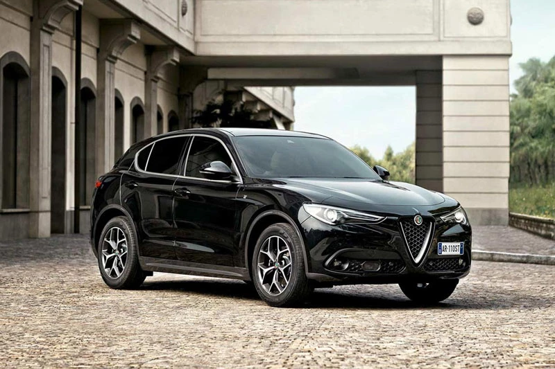 10. Alfa Romeo Stelvio.