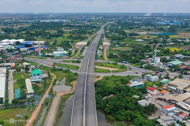 Hình ảnh cao tốc Bến Lức – Long Thành.