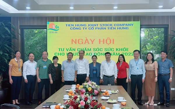 Hàng nghìn lao động công ty Tiên Hưng được khám sức khoẻ định kỳ, hậu COVID-19