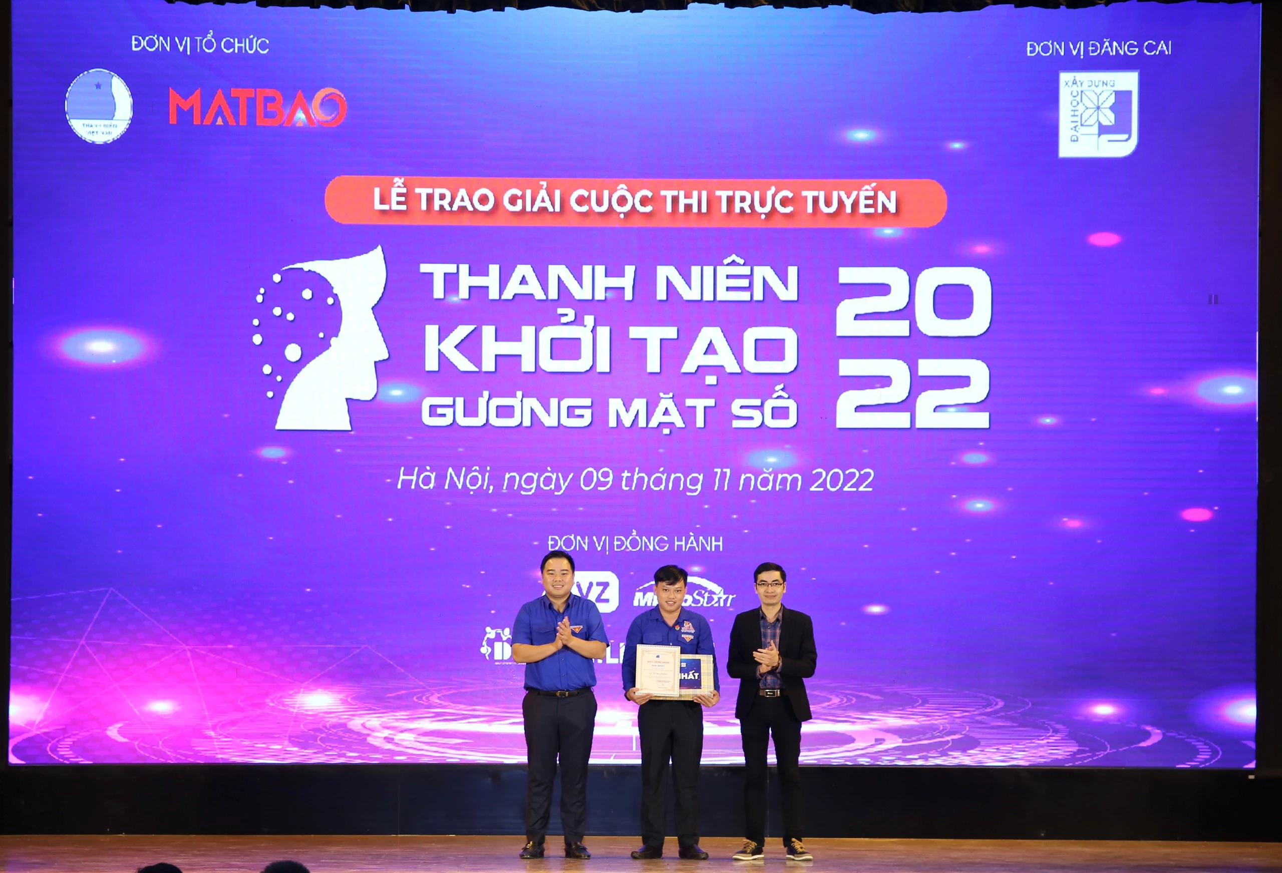 Bí thư chi đoàn 1A, xã Tân Thạnh Tây (huyện Củ Chi, TP Hồ Chí Minh) Lê Trung Kiên đã xuất sắc vượt qua hàng ngàn thí sinh để giành giải Nhất.