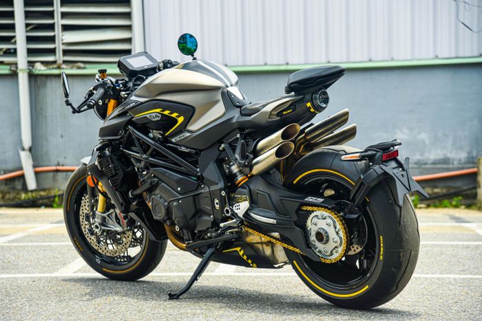 Chi tiết môtô MV Agusta Rush 1000 hàng hiếm tại Việt Nam