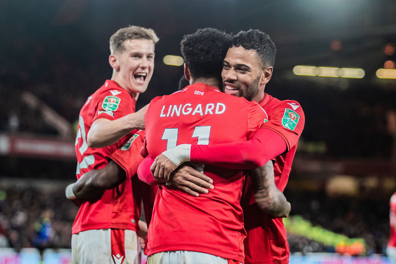 Thủng lưới 2 bàn trong 7 phút, Tottenham cay đắng dừng bước sớm ở League Cup