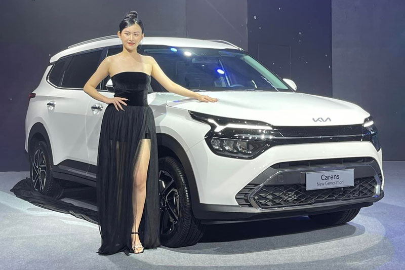 Kia Carens 2023 ra mắt tại Việt Nam, giá từ 619 triệu đồng