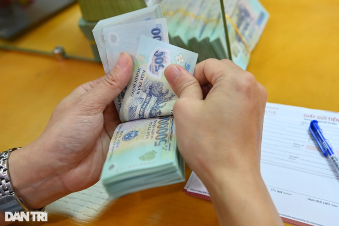 Lãi suất các ngân hàng cho nhau vay giảm nhiệt