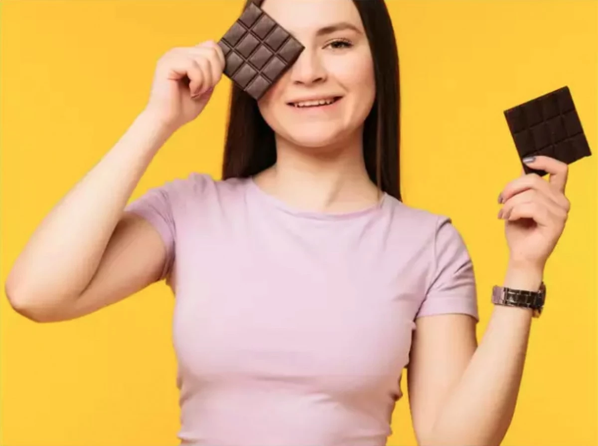 cách ăn socola mà không tăng cân hình ảnh 1 cach an socola ma khong tang can hinh anh 1