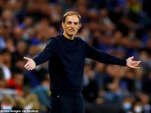 HLV Thomas Tuchel đưa ra lời cảnh báo cho Graham Potter