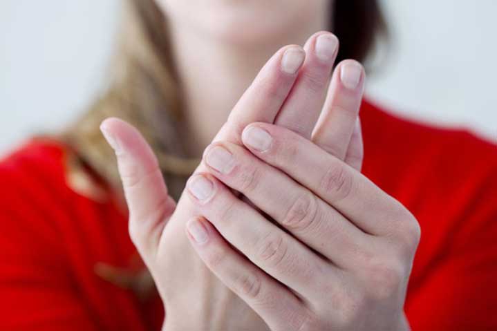 15 phút trước khi đột quỵ, cơ thể thường có 4 biểu hiện rõ ràng: Gọi người thân cứu mình ngay