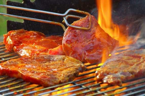 WHO chính thức công nhận 8 thực phẩm gây ung thư hàng đầu: Người khôn đã dừng ăn lâu rồi