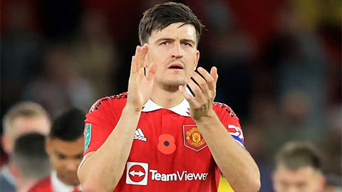 HLV Ten Hag quyết định bán Maguire vào Hè 2023
