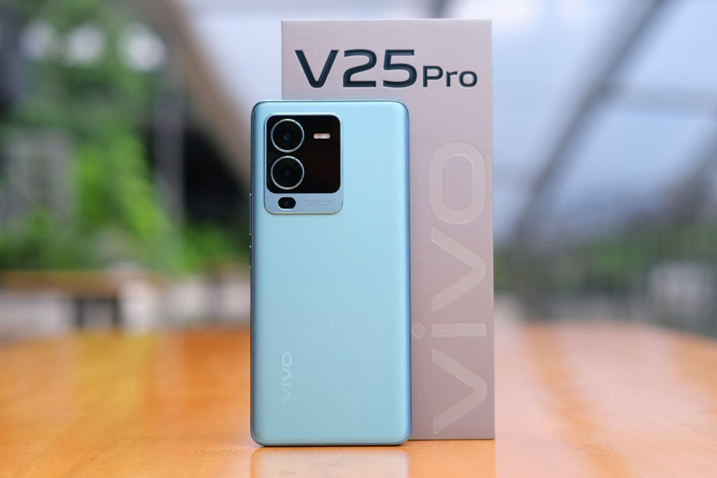 Ảnh chi tiết Vivo V25 Pro 5G chuẩn bị lên kệ tại Việt Nam, giá 13,99 triệu đồng