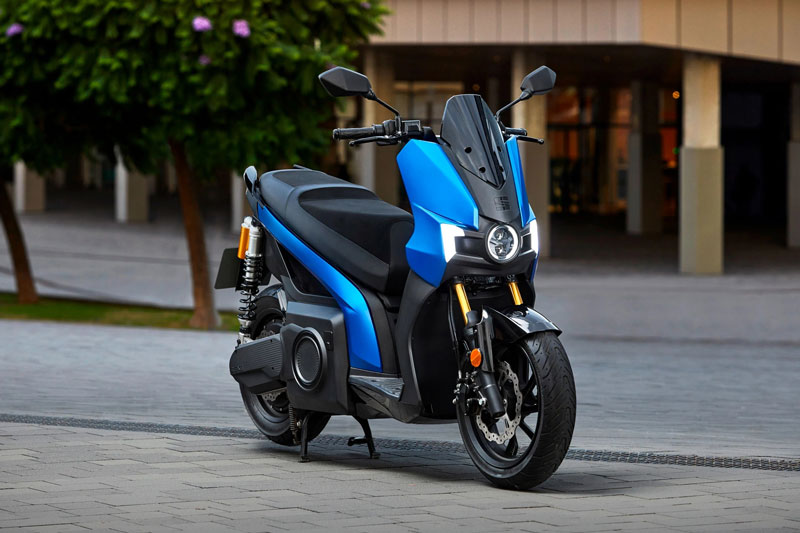 Xe máy điện Mo 125 Performance trình làng, sở hữu ngoại hình độc đáo