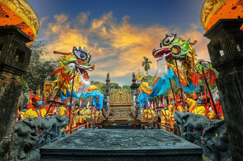 Festival Tràng An kết nối di sản - Ninh Bình năm 2022 với chủ đề “Hoa Lư vang mãi ngàn năm”