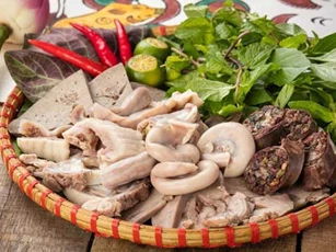 3 thói quen tai hại khi ăn lòng lợn gây bệnh cực nguy hiểm, 90% người Việt đang mắc phải