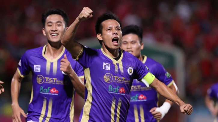 Văn Quyết không thể ra sân ở 2 vòng cuối V.League vì chấn thương