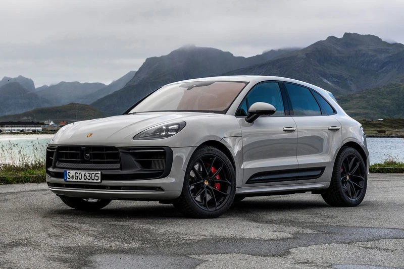 6. Porsche Macan GTS.