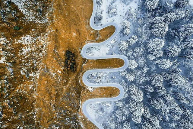 Không thể rời mắt trước những bức ảnh hai nửa đối lập nhìn từ trên cao