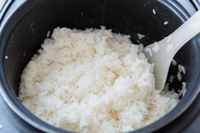 "Rước bệnh vào thân" nếu bạn quên làm việc này khi ăn cơm nguội