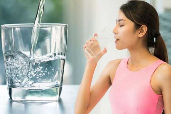 Sau khi uống nước thấy 5 dấu hiệu bất thường này chứng tỏ bạn đang bệnh nặng