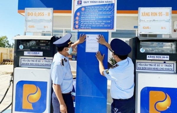 Hà Nội tăng cường kiểm tra kinh doanh xăng dầu