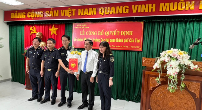 Cần Thơ bổ nhiệm Phó Cục trưởng Cục Hải quan thành phố