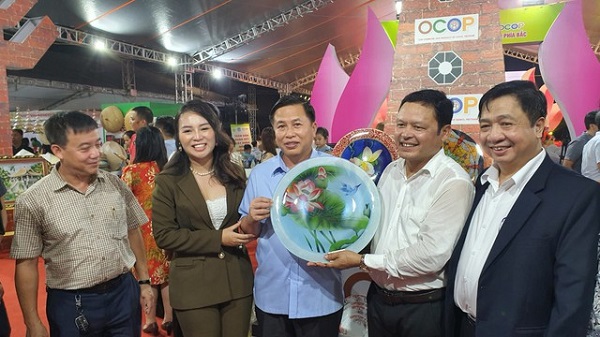 Hơn 1.000 sản phẩm OCOP đặc sản vùng miền đến từ các tỉnh thành khu vực phía Bắc