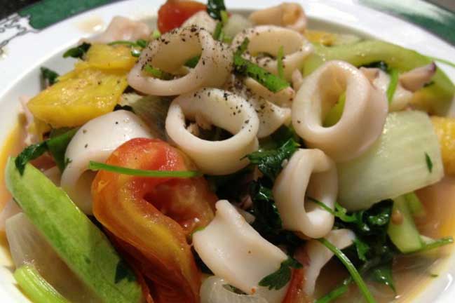 Xào mực giòn “sừn sựt" cứ cho thêm 1 thứ này vào, đảm bảo ngon ngọt gấp đôi mà không sợ ra nước